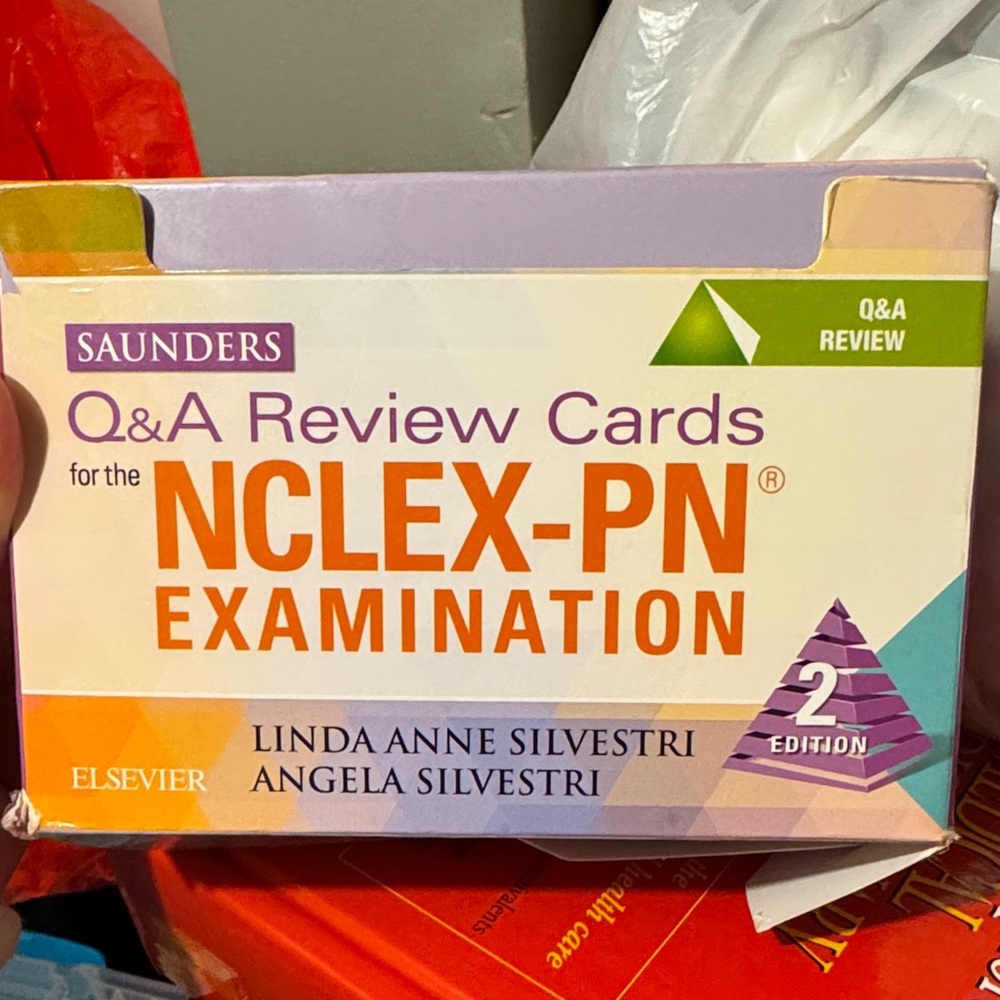 Saunders NCLEX-PN Q&A Review Cards - Orange & Purple